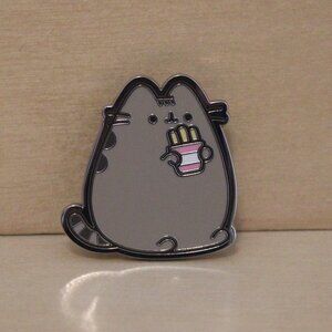 Pusheen Snack Pin - Pusheen With Fries